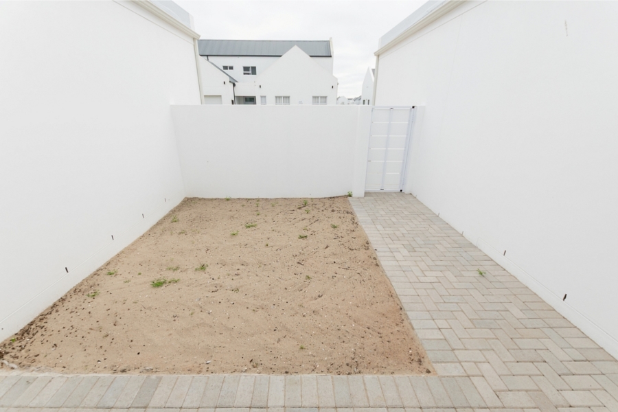3 Bedroom Property for Sale in Atlantic Waves Estate Western Cape